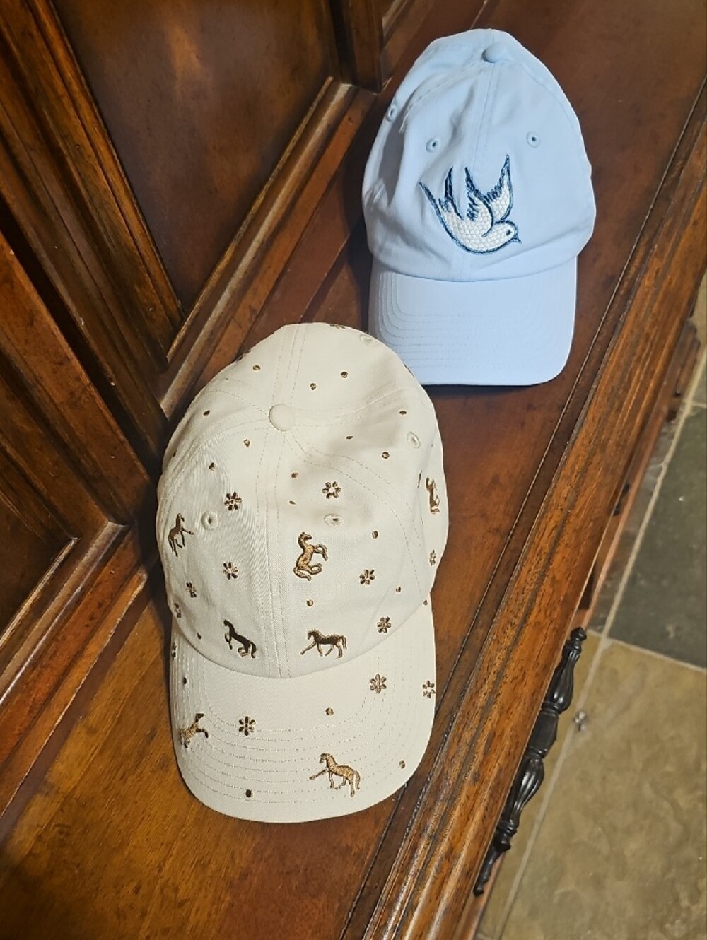 CAbi Spring'26: Set Of 2 Ballcaps Cream W/ Horses & Light Blue Bird Caps! NWOT - Picture 2 of 3